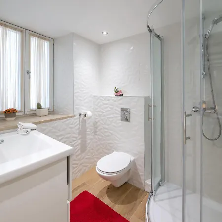 2 - Luxury With Terrace In Heart Of Appartement