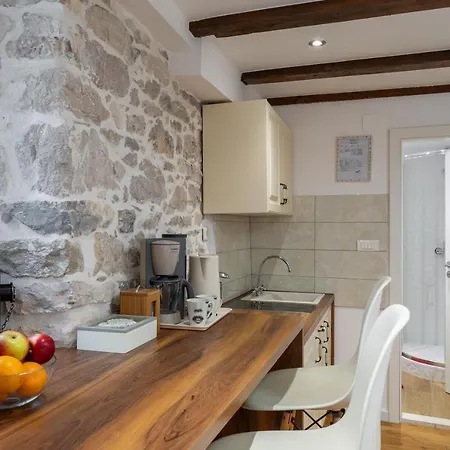 2 - Luxury With Terrace In Heart Of Split
